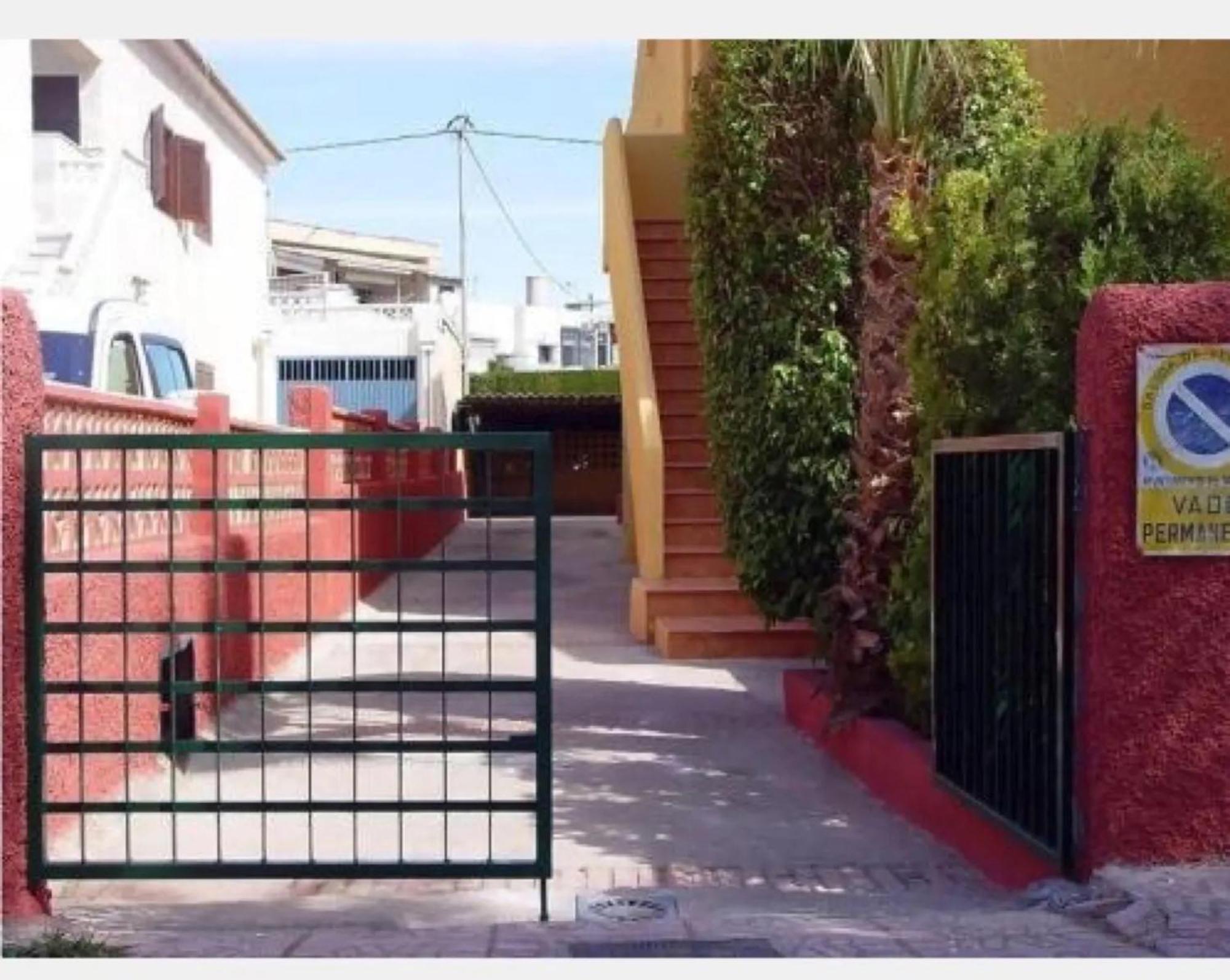 特拉维利亚p26公寓酒店 El Puerto de Mazarrón 外观 照片